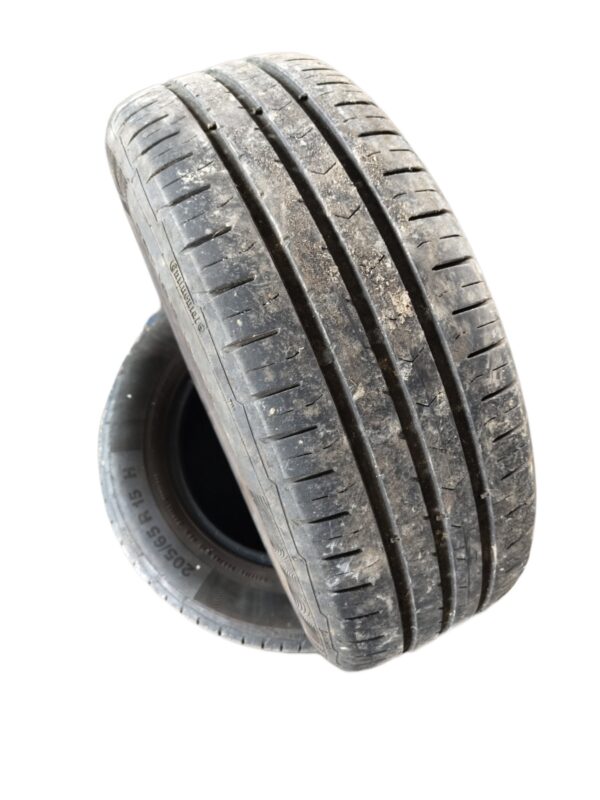 205/65R15 Continental