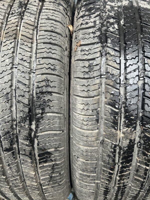 225/65R17 Goodyear REG Z
