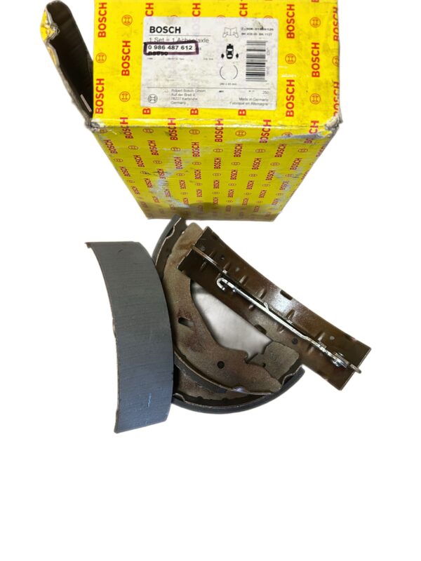 Szczęki hamulcowe 0986487612