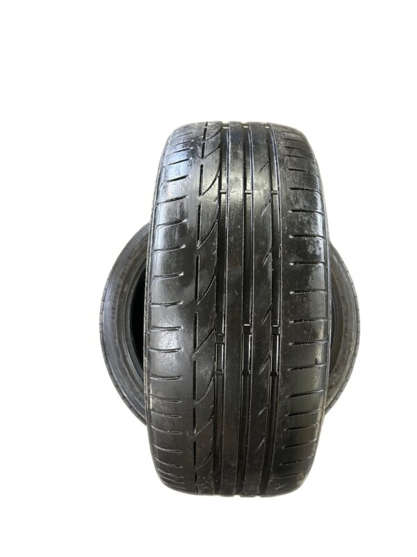 225/40R19 Bridgestone 2szt